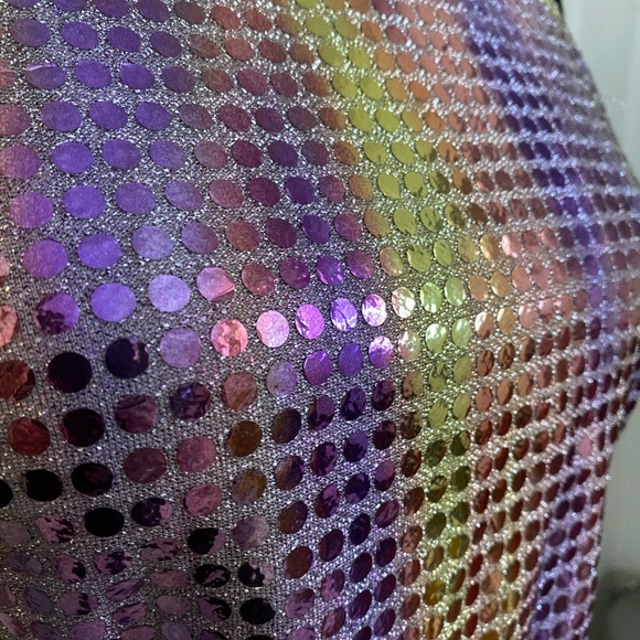 Sequin retro backless small crop top - Picture 4 of 11